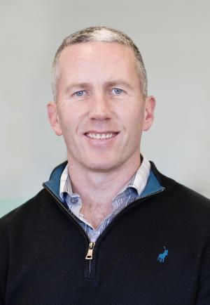 Dr Duncan McGuire